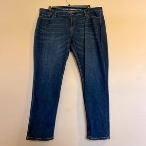 Old Navy “Boyfriend Skinny” Jeans Size 18